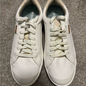 Dr. Scholl's White Casual Sneakers